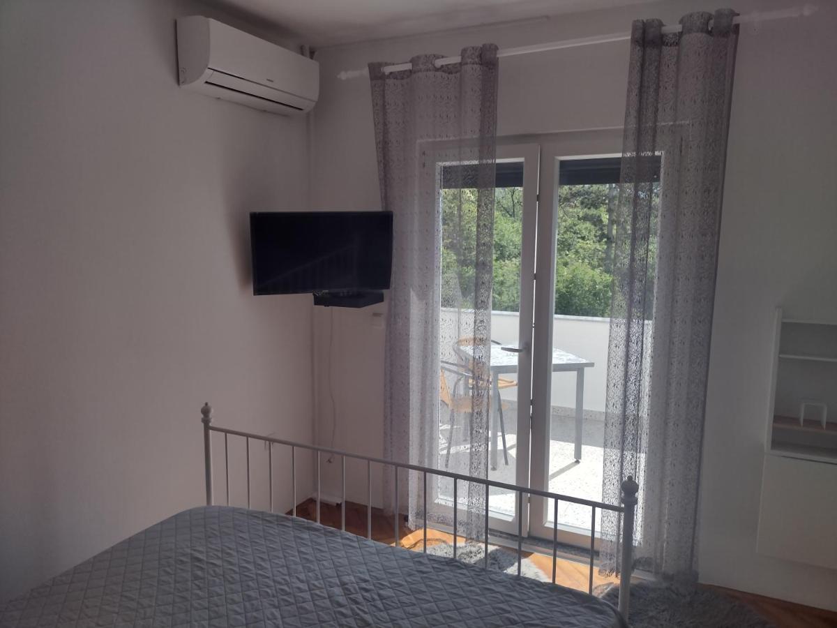 Apartments Vita โนวีวีโนดอลสกี ภายนอก รูปภาพ