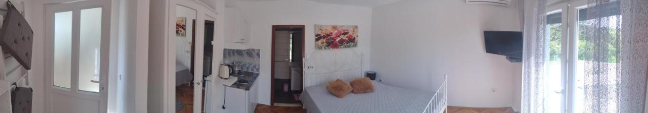 Apartments Vita โนวีวีโนดอลสกี ภายนอก รูปภาพ
